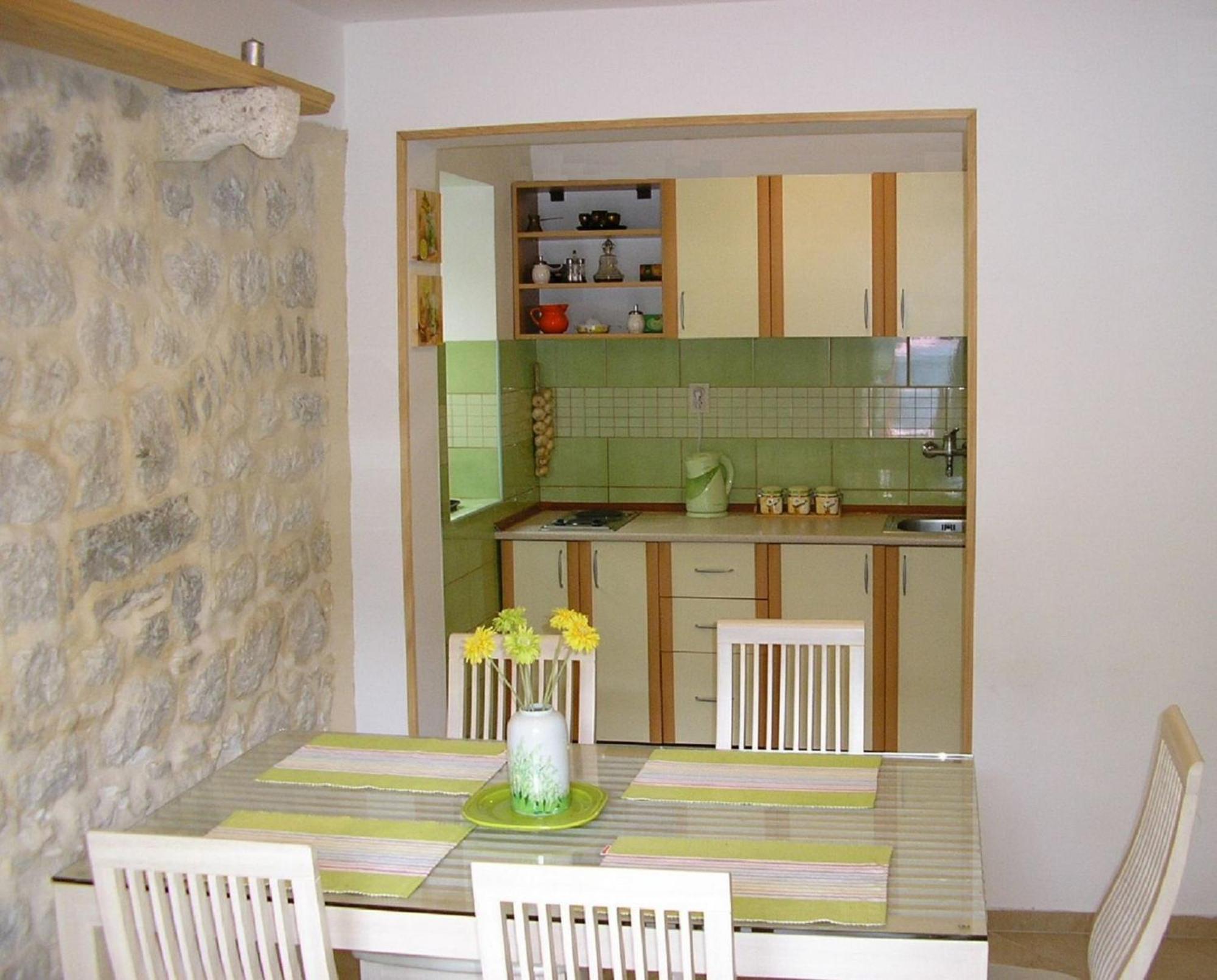 Apartments Vojvoda Kotor Bagian luar foto